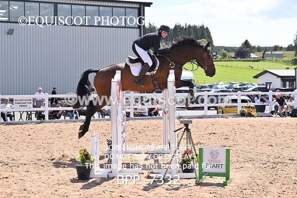 BPP_7332 - CLASS 14 FRI Nupafeeds Senior Dicovery/1m open