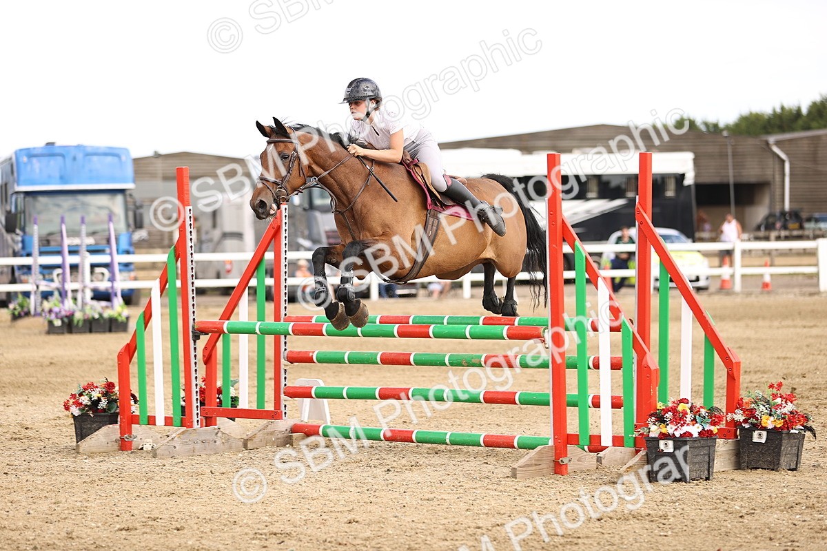 SBM_002397 - Class 18 - Ariat Senior British Novice- 90cm Open