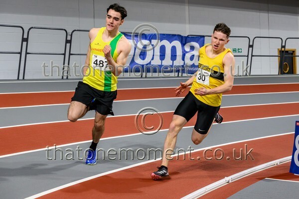 AgeInd25SUN-915068 - Track Male