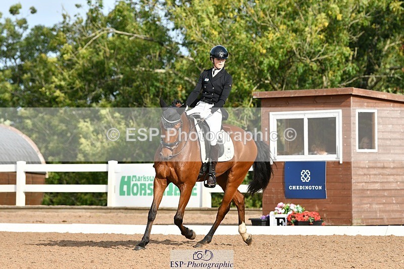 250906-092817-00351 - 040-Rianne.FultonSunset.Mojito