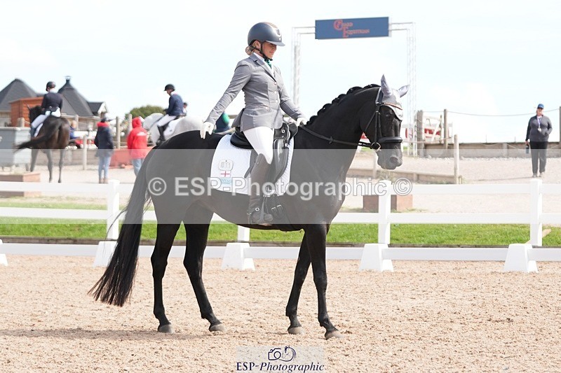 250906-120546-01701 - 011-Lee-Anne.PineMay.diamond