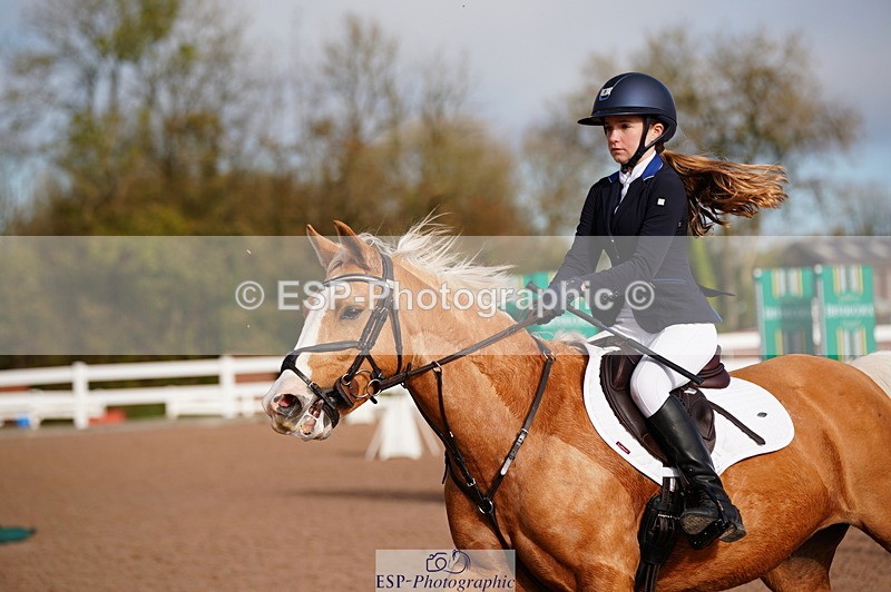241027A-102352-02083 - SUN Cls 4 Pony British Novice and 80cm