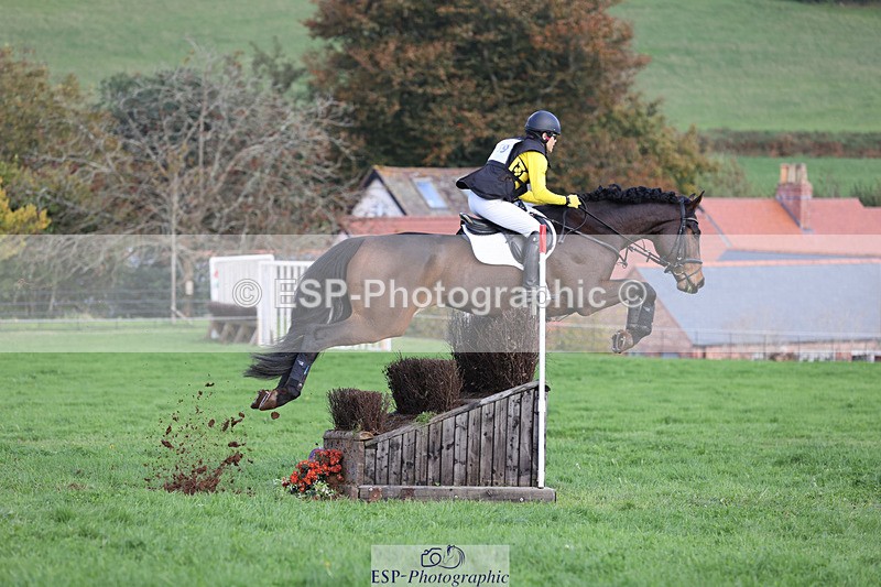 241025-133420-08721 - 159-Eva.Carse-HIDDEN.ECLIPSE