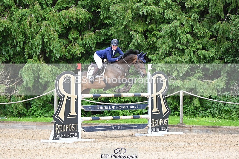 240525-152056-17689 - 521-DIVALI-Elaine_Pen