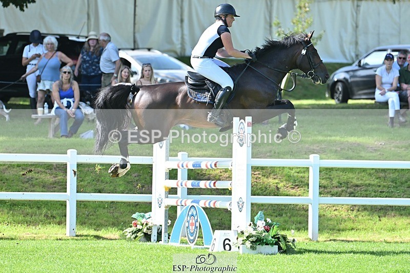 230909-112257-05165 - Cls 11 Snr Foxhunter & 1.20m Open