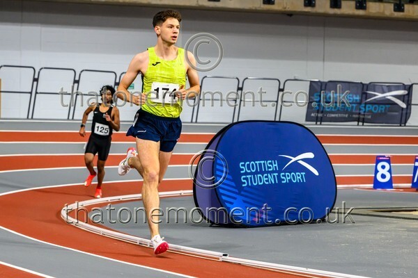 StudInd-915701 - Track Male Set Two