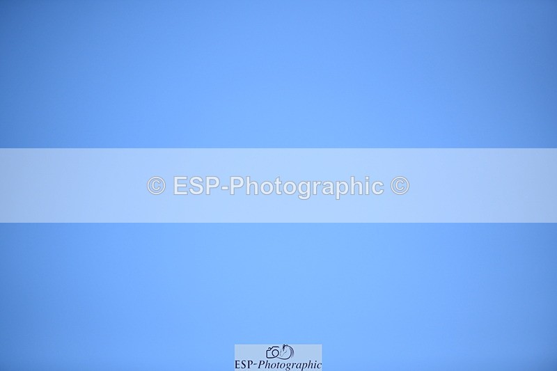 251004A-152406-01815 - Classes 8 & 9 70cm