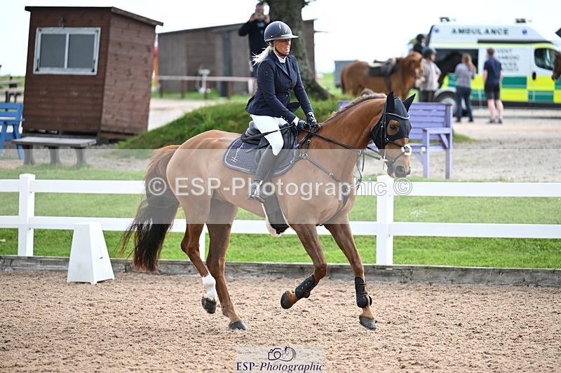 260523-100612-00208 - Cls 13 Clear Round 50cm