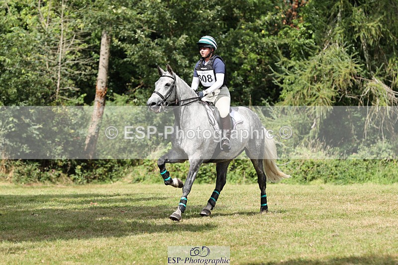 240825X-122400-33560 - 70cm XC 12.00 to End