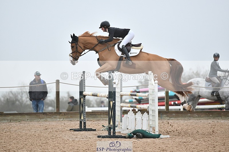 241102A-142015-05733 - SAT Cls 11 Snr 1.05m