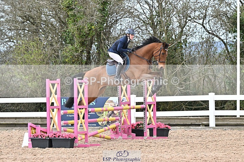 250328-105540-01350 - Cls 8 British Novice and 90cm