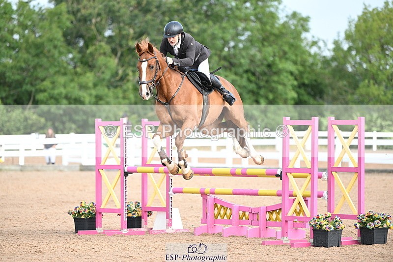 240802A-092453-03374 - Cls 21 A&B Brit Nov & 90cm Open