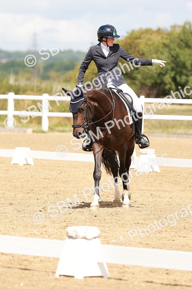 SBM_000831 - Class 4 - Novice 5