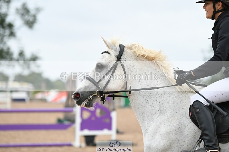 250807-110427-00441 - 90cm Round 1