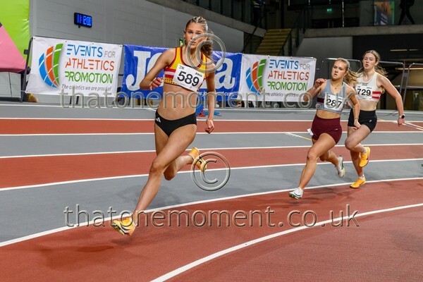 SenInd26-819479 - Track Female Set One