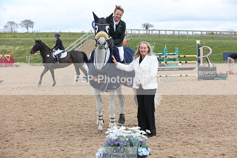 240419A-131829-07644 - Cls 6, 2 Star Medium Tour 1.35m