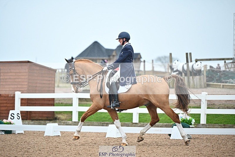 250214-130804-01752 - 124-Katharine.Lewis-Albertho.B