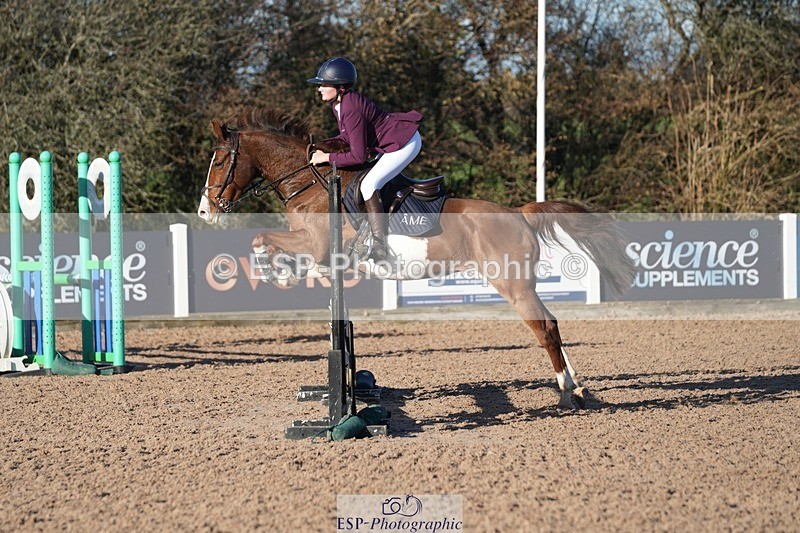 251130-104929-00995 - Cls 4 Pony Brit Nov & 80cm Open