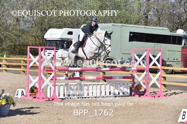 BPP_1762 - CLASS 18 SUN Senior Newcomers/ 1.10m Open