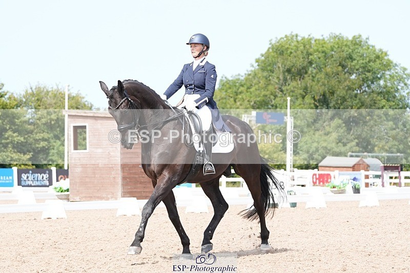 250815-130139-01149 - 017-elaine.scottFlorava