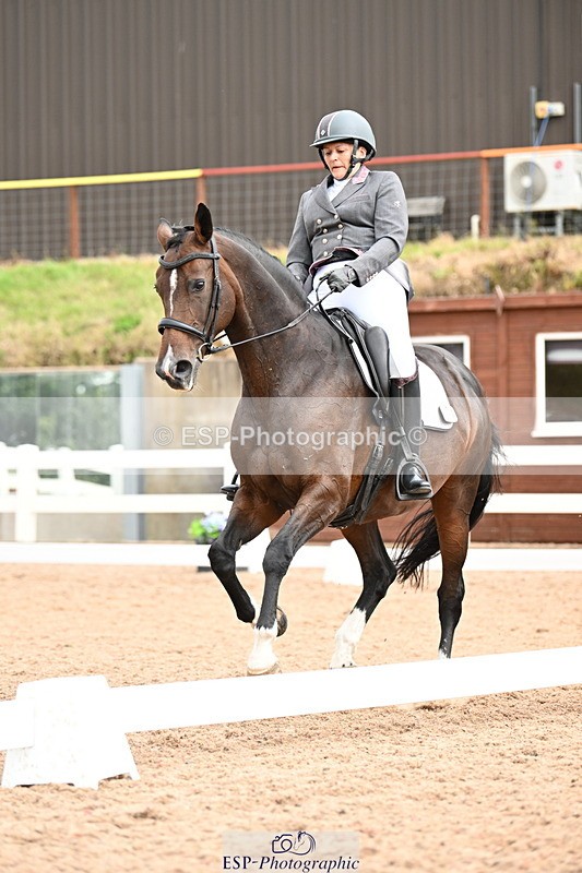 240815A-141003-01966 - 295-Zara.Bassett-Croon.Gravin