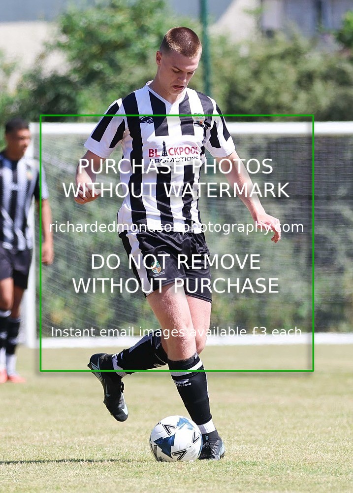 533A8133 - Kendal Town Under 18's vs Lancaster City Under 18's