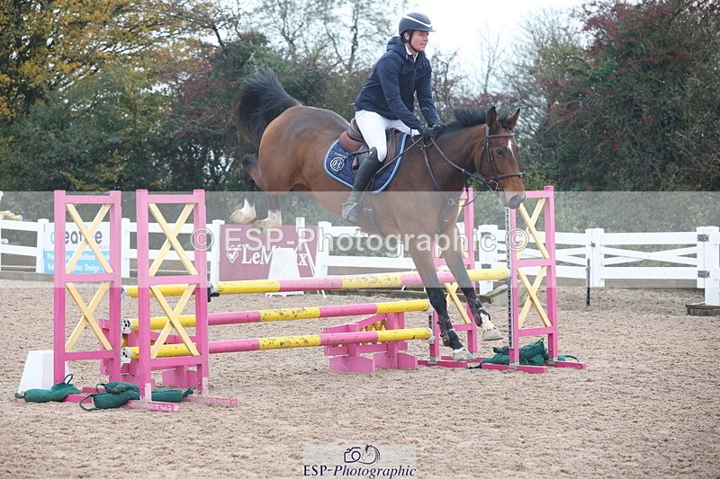 231112A-101051-03239 - Cls 17 Blue Chip Novice Winter Qualifier