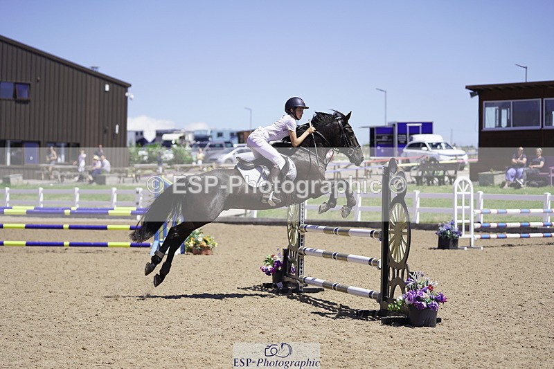 230624A-124918-01413 - Cls 24 Pony Discovery & 90cm Open