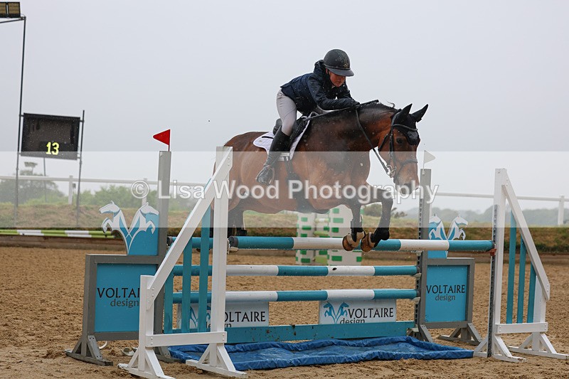 3E7A7219 - Class 7: Senior Newcomers/1.10m open