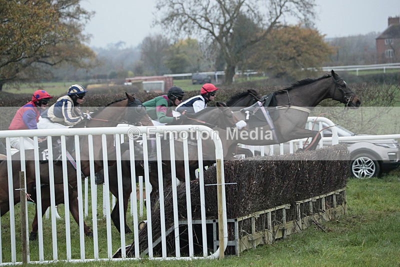 PtP 041222 0450 - Wheatland  Hunt PtP Chaddesley Corbett, Worcs 04/12/22
