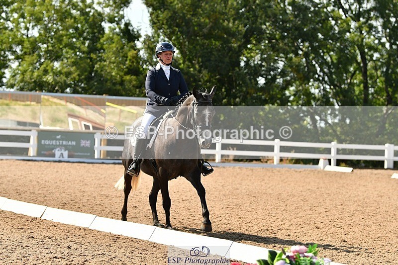 250817-160533-11459 - 206-Mel.NorthwoodBarnridge.Flying.Solo