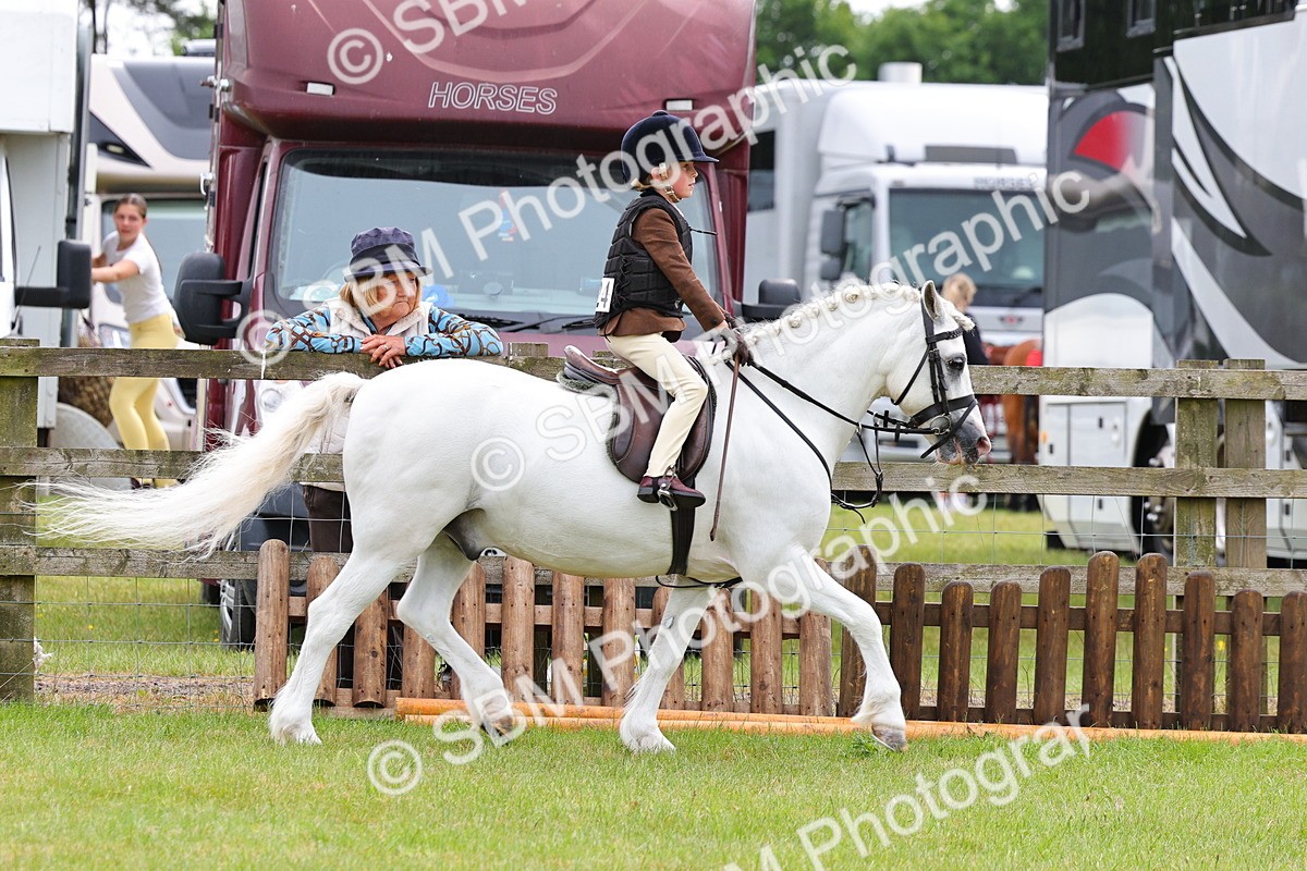 SBM_09528 - Class 44-45 - LIHS BSPS Open Nursery and Cradle Stakes