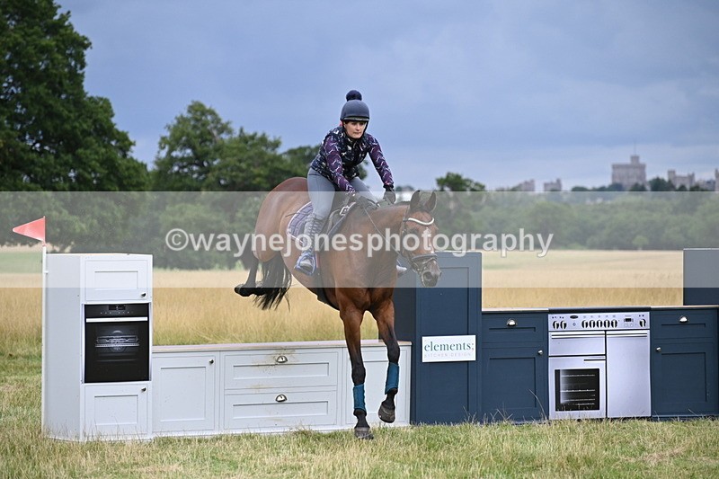 WJ6_2895 - Time at Jump 11:06 to 11:40