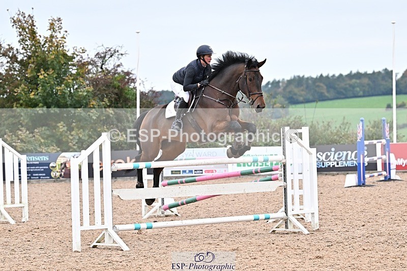 251015-150948-00844 - Cls 6 Foxhunter and 1.20m Open