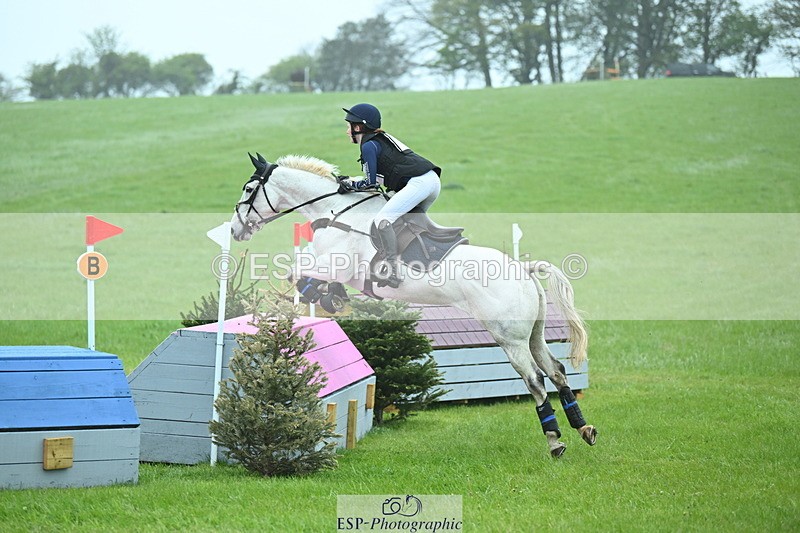 250418-101603-01117 - 118-Poppy.Turriff-LANDSBROOK.FAERIE.TALE