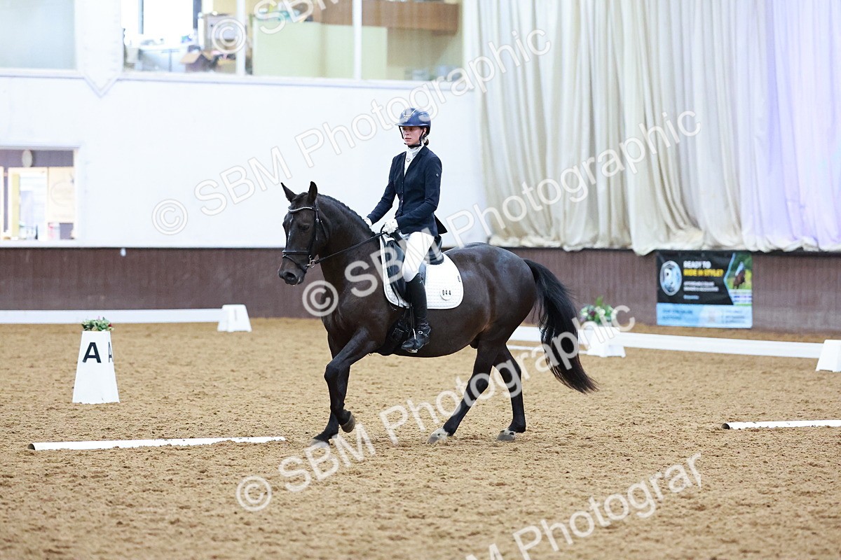 SBM_004467 - Class 12 - E2 Championship - 14.50-15.53