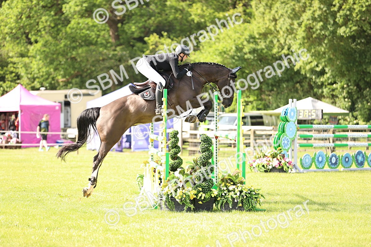 SBM_01382 - Class 200 - Martin Grant Homes Welcome Stakes 1.25m Open