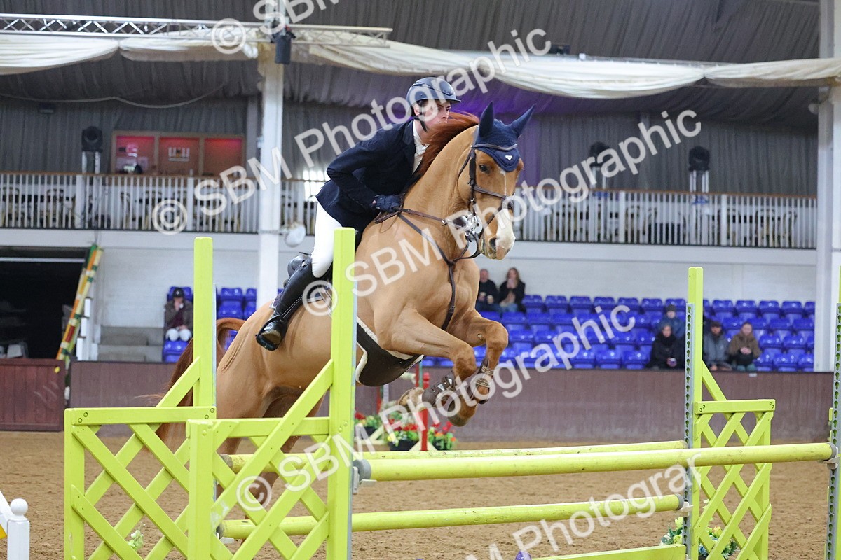 SBM_001911 - Class 15 - Senior Newcomers - First Round (1.10m)