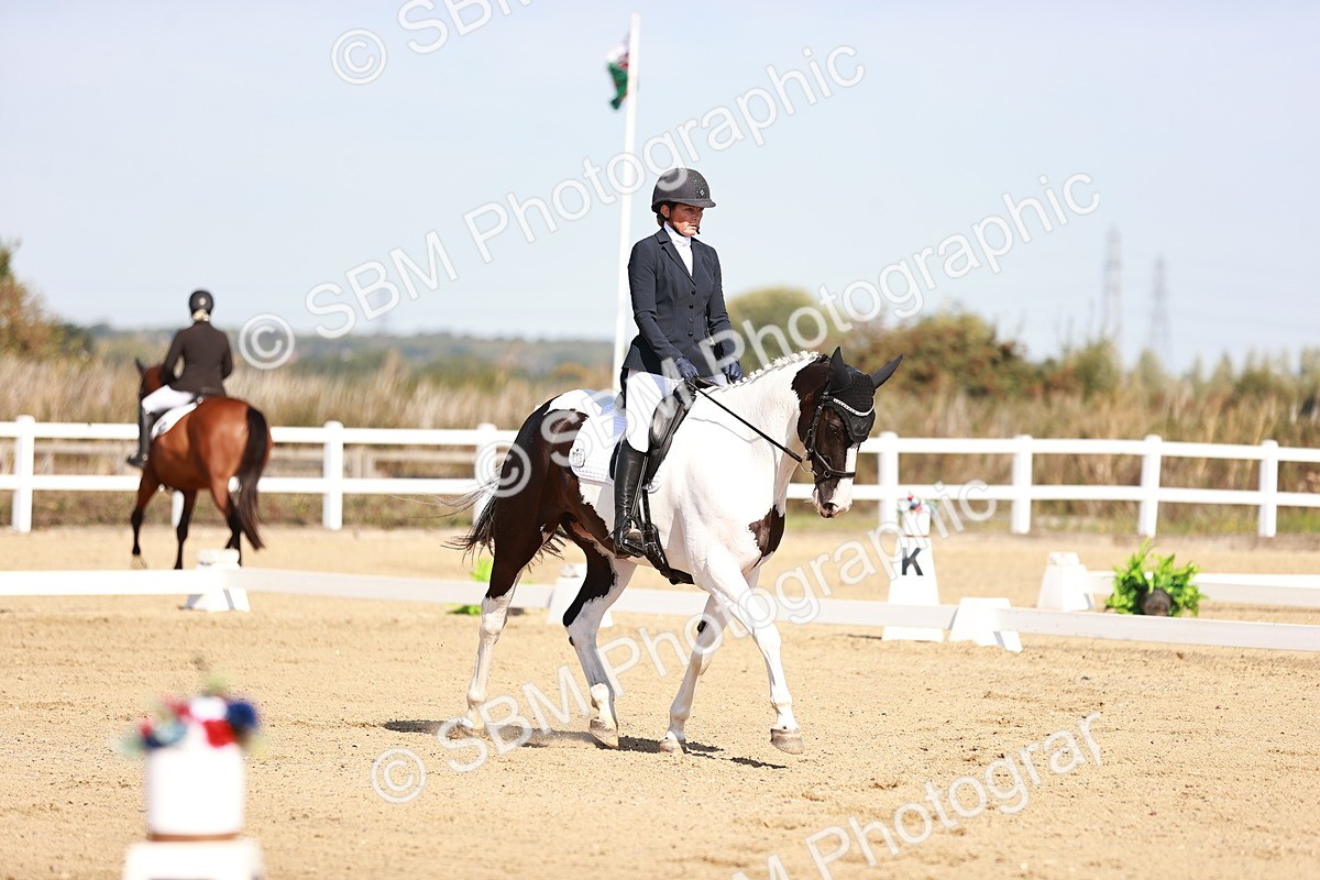 SBM_004368 - Class 12 - Novice 5 - 10.31-11.41