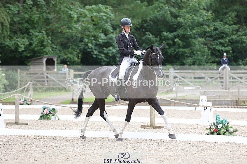 240524-171145-11243 - 377-HONEYBROOK_EXTRA_SPECIAL-Tom_Rowland