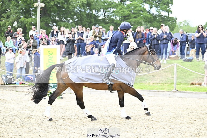 250525A-161629-18667 - Presentations Section C CCI 2 Star Long