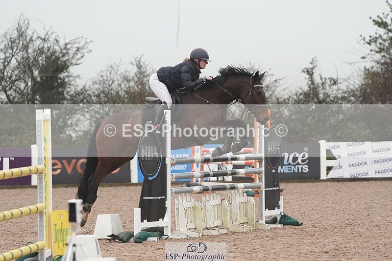 251207-121626-02022 - Cls 20 Snr Newcomers and 1.10m