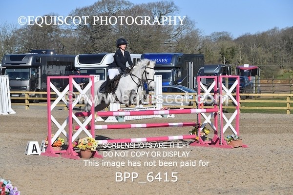 BPP_6415 - CLASS 10 SUN Newcomers/ 1m Open