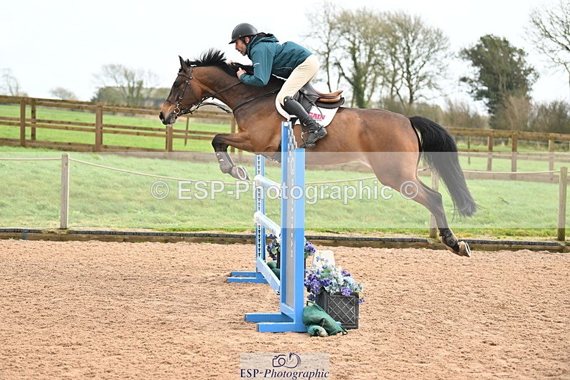 240315A-121621-00866 - Cls 3 Snr Foxhunter