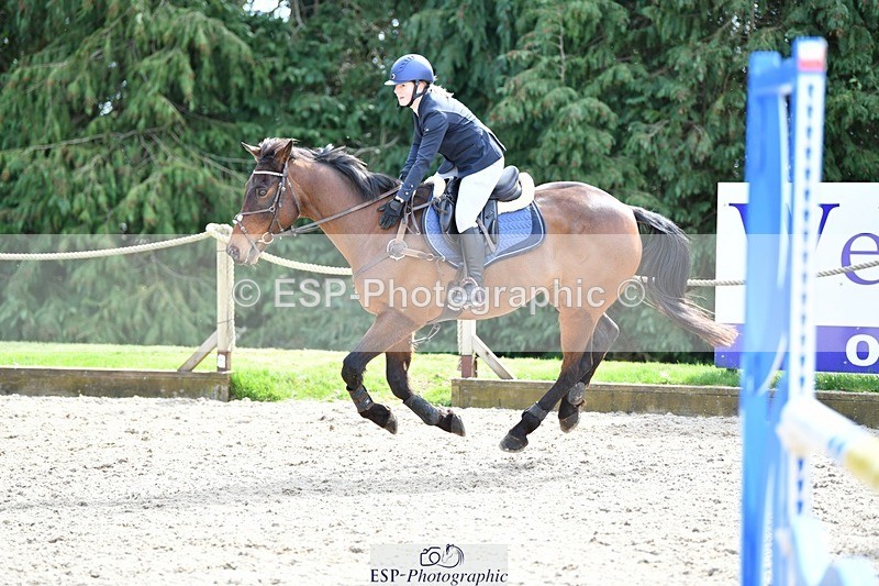 240324-125839-02735 - Cls 9 Snr 1.05m Open