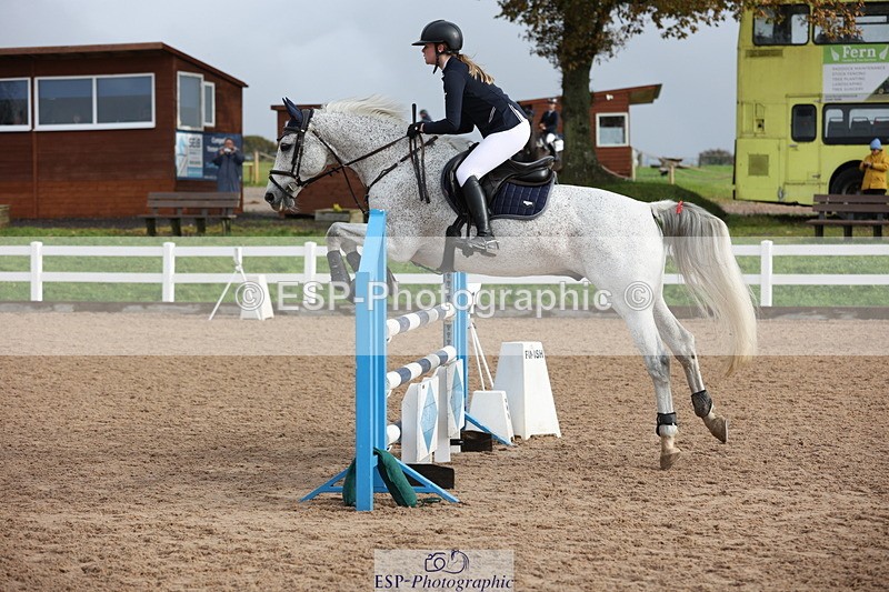 231112A-120412-03940 - Cls 18 Discovery & 1m Open