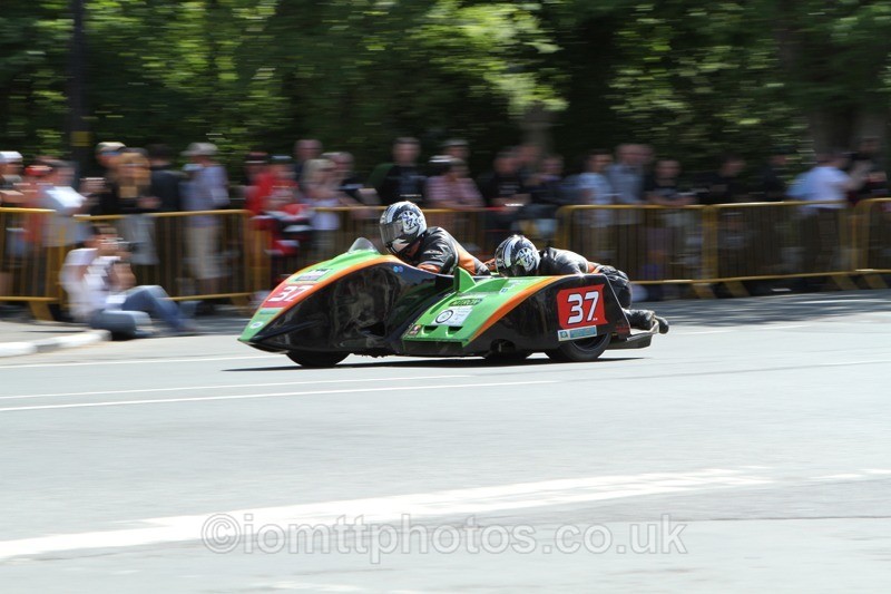 IMG_2804 - Sidecar Race 2 - TT 2013