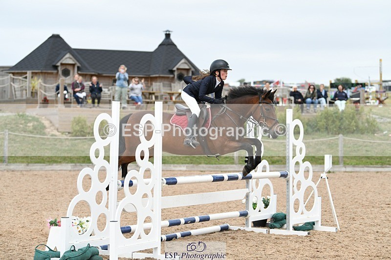 250807-133820-01228 - 90cm Round 2