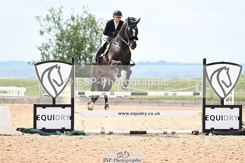 250611-132322-00673 - Cls 4 Snr Newcomers & 1.10m Open