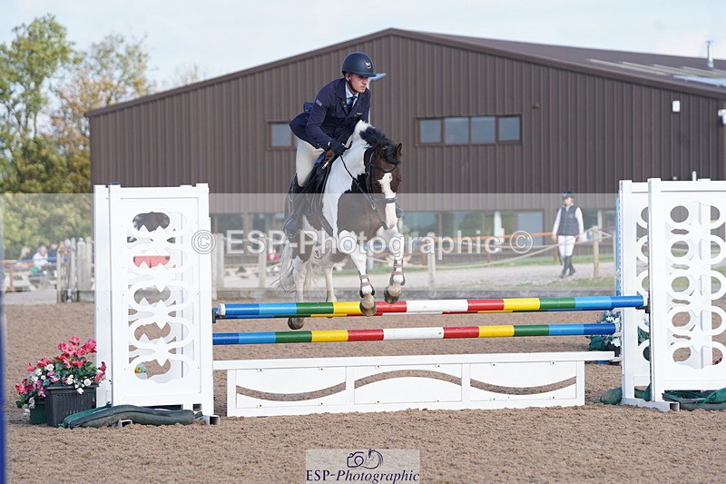 241005A-095202-04343 - SAT Cls 8 Snr British Novice & 90cm Open